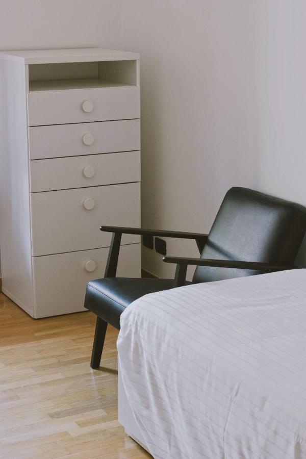 Casa Lobe - Charming Apartment In Village Centre La Morra Esterno foto